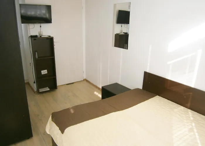 Family White House 2*